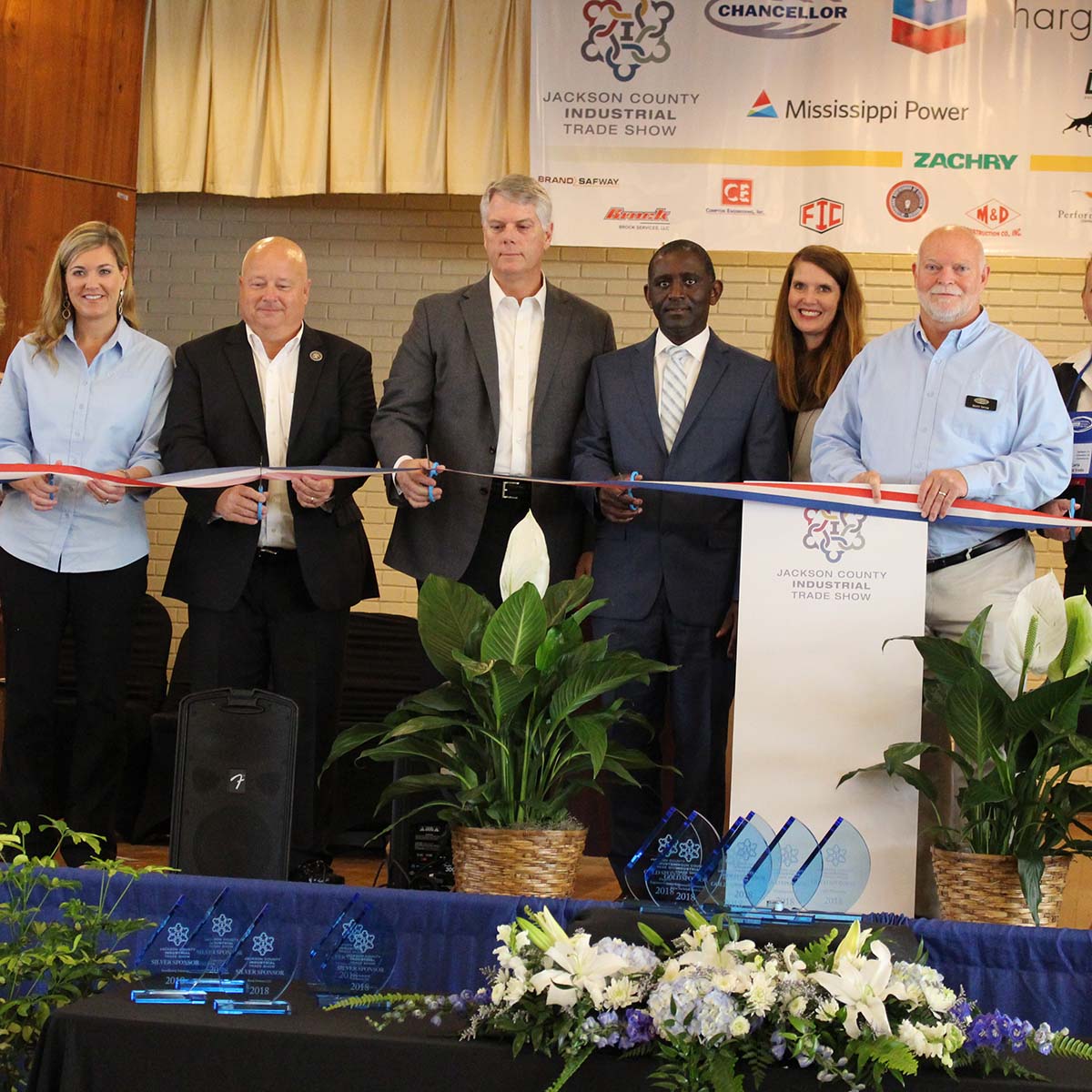 Jackson County Industrial Trade Show ribbon cutting
